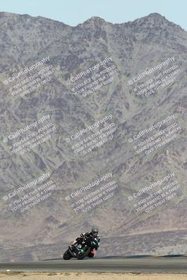 media/Nov-16-2025-Race Pace (Sun) [[8c5fa54630]]/Non Verified Riders (1st 20 Minutes)/2-Turn 10 (1010am)/